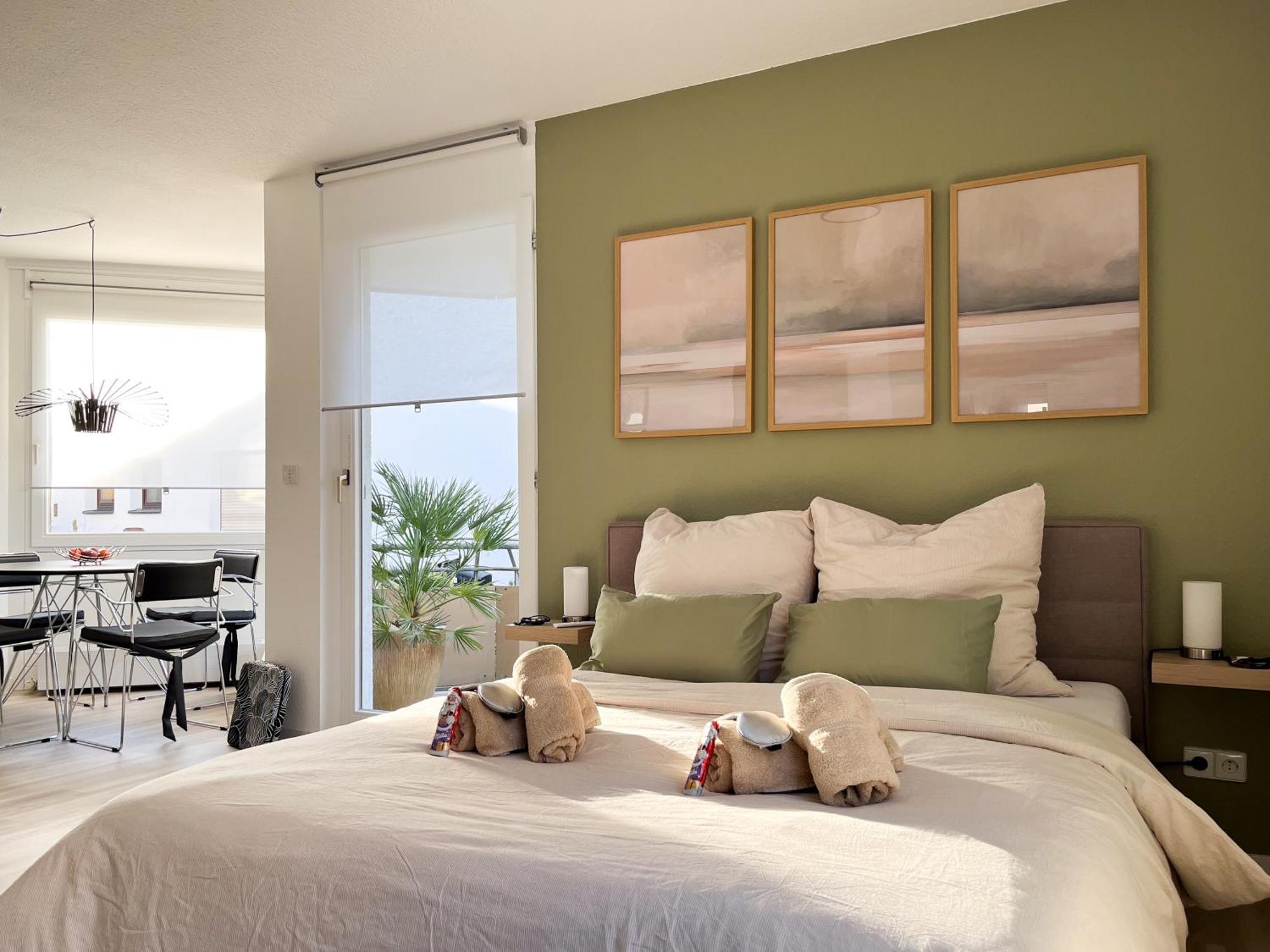 Lubu Stay Central, Cozy, With Workspace And Parking Ludwigsburg Bagian luar foto