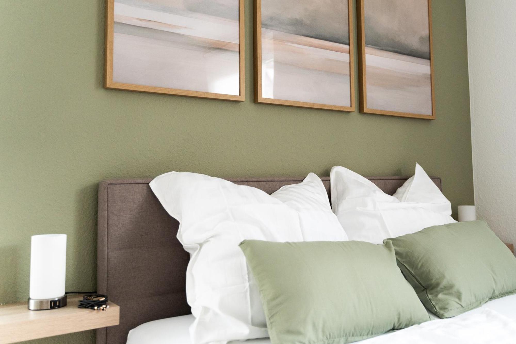 Lubu Stay Central, Cozy, With Workspace And Parking Ludwigsburg Bagian luar foto