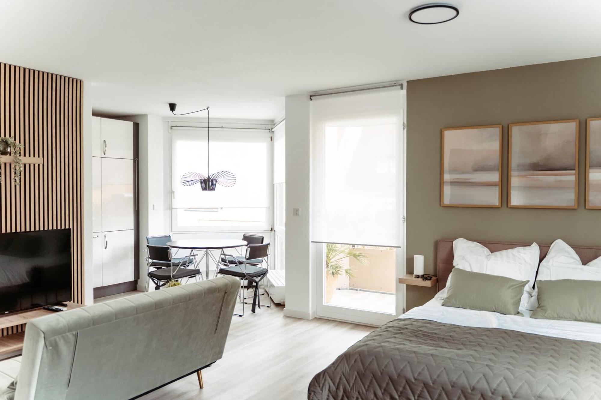 Lubu Stay Central, Cozy, With Workspace And Parking Ludwigsburg Bagian luar foto